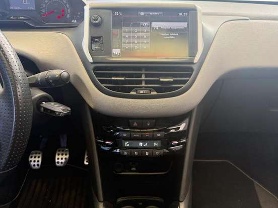 PEUGEOT-208-1.6 SPORT 16V FLEX 4P MANUAL PEUGEOT-208-2017