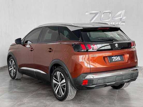 PEUGEOT-3008-2018