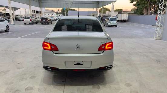 PEUGEOT-408-2018