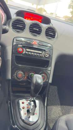 PEUGEOT-408-2018