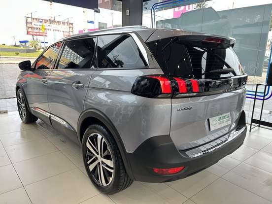 PEUGEOT-5008-1.6 GRIFFE THP 16V GASOLINA 4P AUTOMÁTICO PEUGEOT-5008-2018