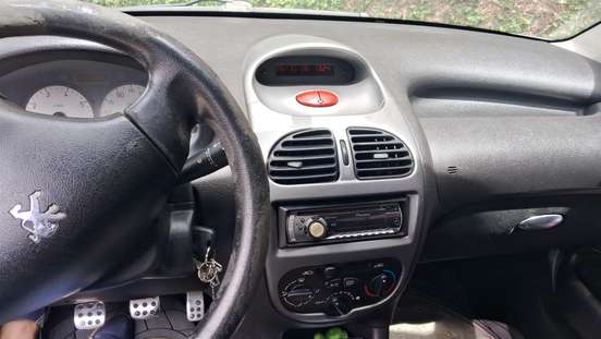PEUGEOT-206-2007