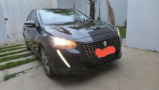 PEUGEOT-208-2020