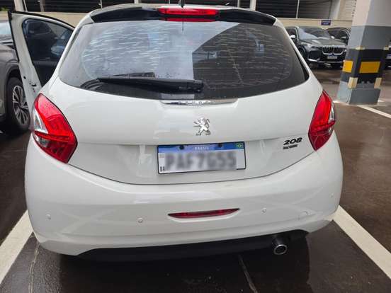 PEUGEOT-208-1.6 ACTIVE PACK 16V FLEX 4P AUTOMÁTICO PEUGEOT-208-2015