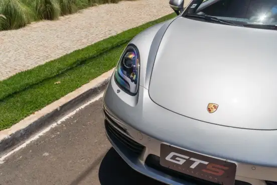 PORSCHE-718-2023