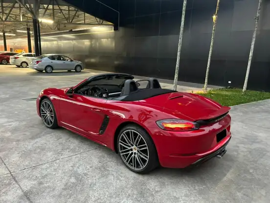 PORSCHE-718-2024