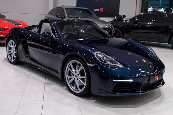 PORSCHE-718-2021