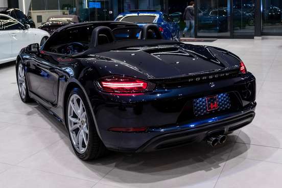 PORSCHE-718-2021