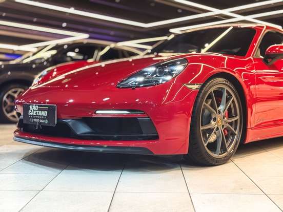PORSCHE-718-2018
