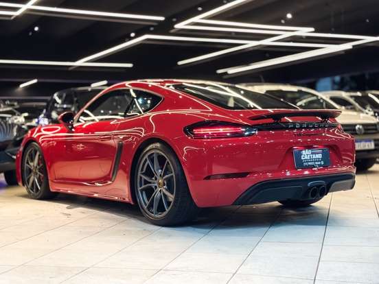 PORSCHE-718-2018