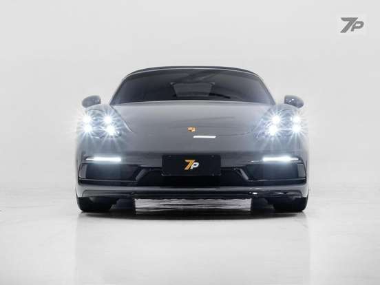 PORSCHE-718-2025