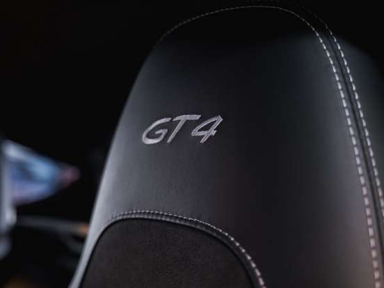 PORSCHE-718-4.0 H6 GASOLINA CAYMAN GT4 PDK PORSCHE-718-2023