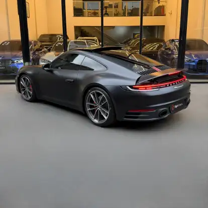 PORSCHE-911-2023