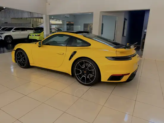 PORSCHE-911-2023