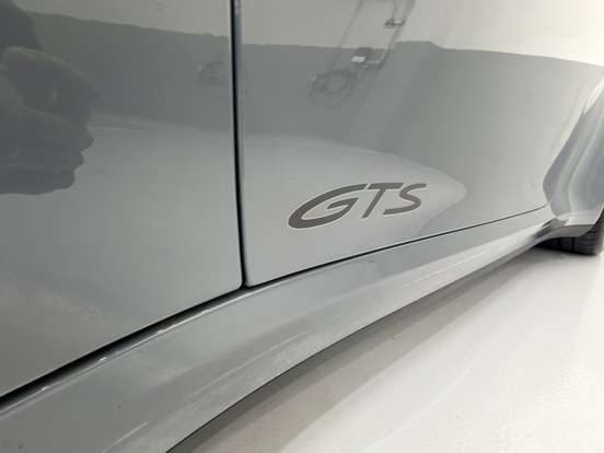 PORSCHE-911-3.0 24V H6 GASOLINA CARRERA GTS PDK PORSCHE-911-2023