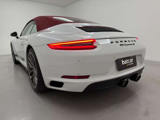 PORSCHE-911-2016