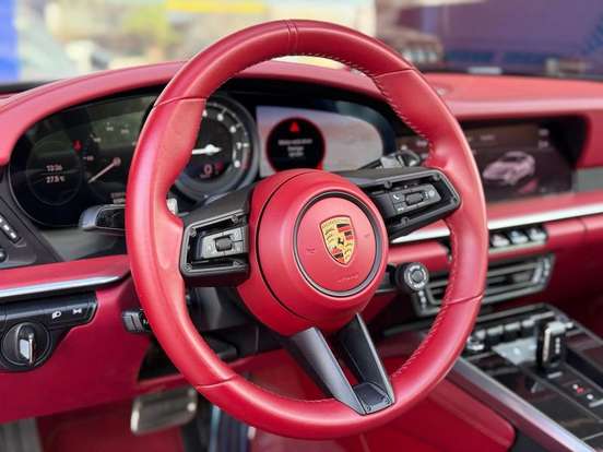 PORSCHE-911-2023