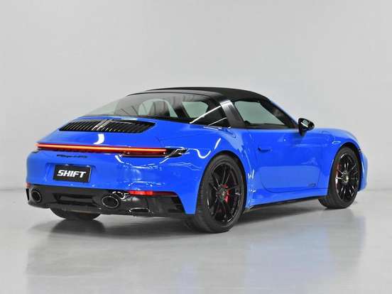 PORSCHE-911-2022