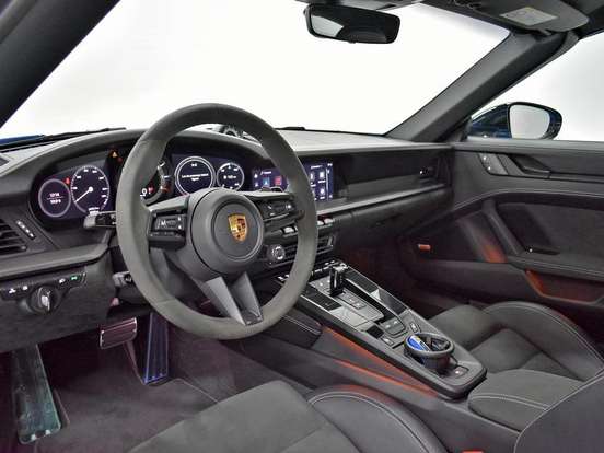 PORSCHE-911-3.0 24V H6 GASOLINA TARGA 4 GTS PDK PORSCHE-911-2022