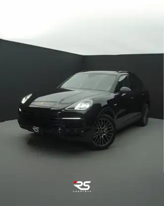 PORSCHE-CAYENNE-2020