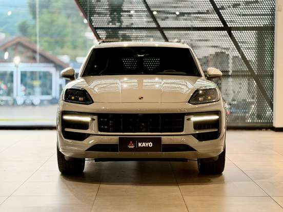 PORSCHE-CAYENNE-2024