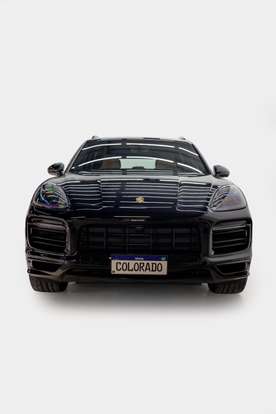 PORSCHE-CAYENNE-2023
