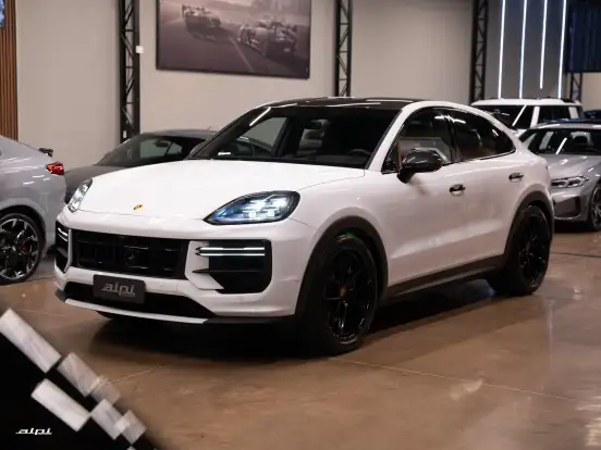 PORSCHE-CAYENNE-2023