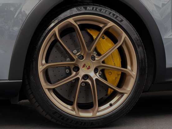 PORSCHE-CAYENNE-2022