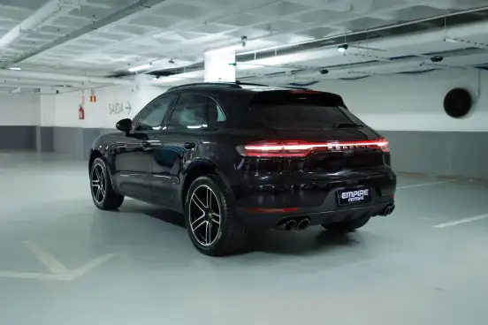 PORSCHE-MACAN-2021