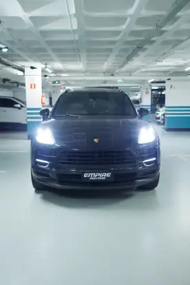 PORSCHE-MACAN-2021