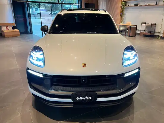 PORSCHE-MACAN-2024