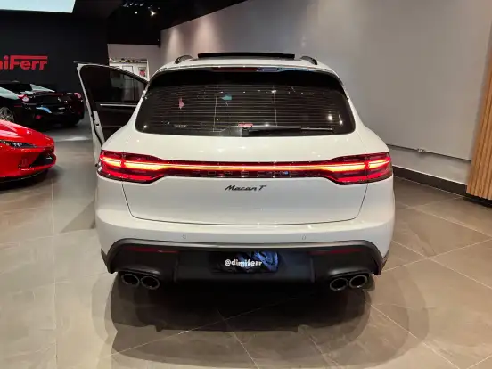 PORSCHE-MACAN-2024