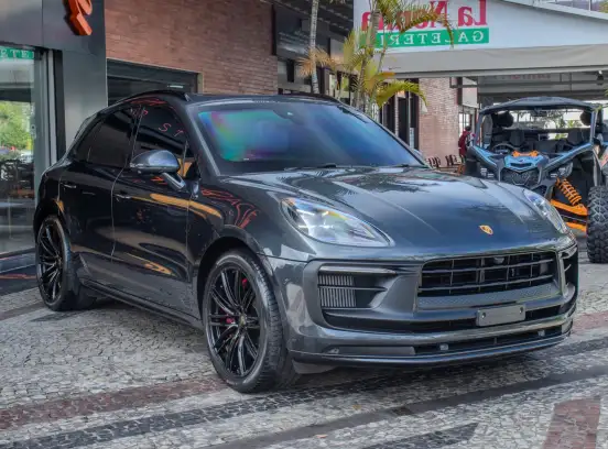 PORSCHE-MACAN-2023