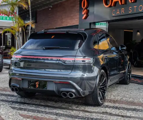 PORSCHE-MACAN-2023