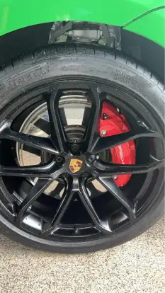 PORSCHE-MACAN-2024