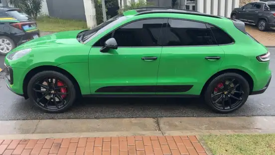 PORSCHE-MACAN-2024