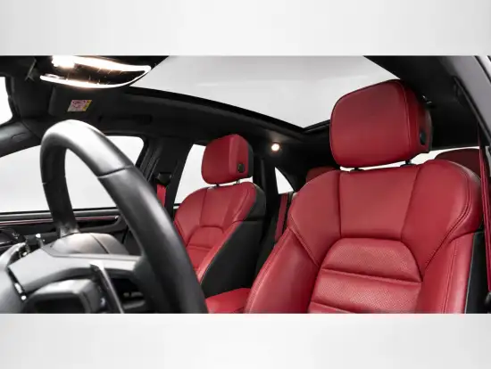 PORSCHE-MACAN-2024