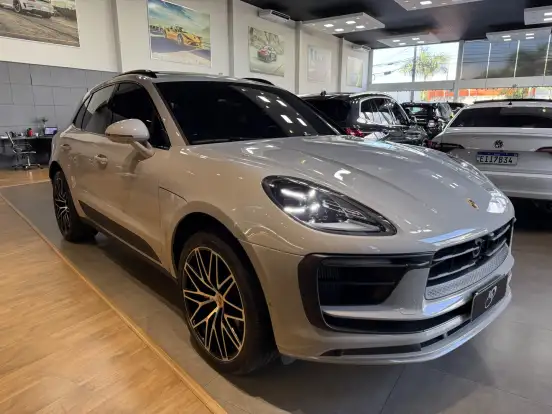 PORSCHE-MACAN-2024