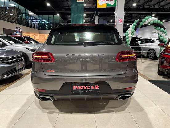 PORSCHE-MACAN-2018