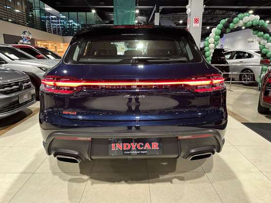 PORSCHE-MACAN-2023