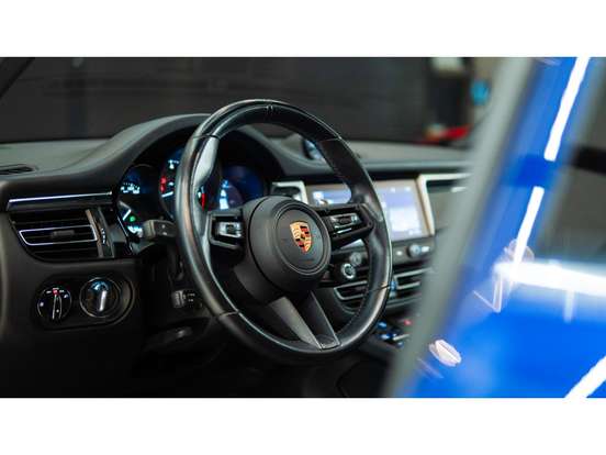 PORSCHE-MACAN-2023