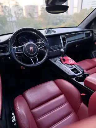 PORSCHE-MACAN-2017