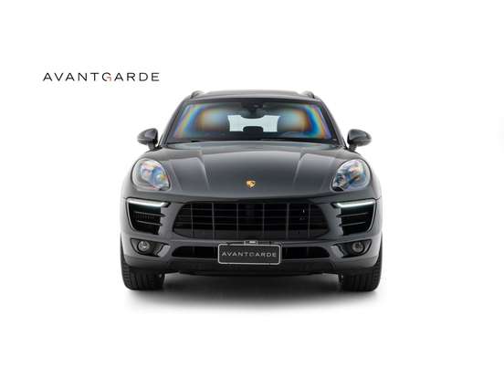 PORSCHE-MACAN-2016