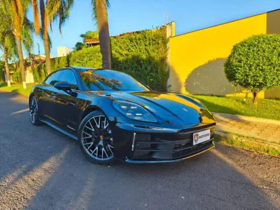PORSCHE-PANAMERA-2025
