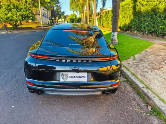 PORSCHE-PANAMERA-2025