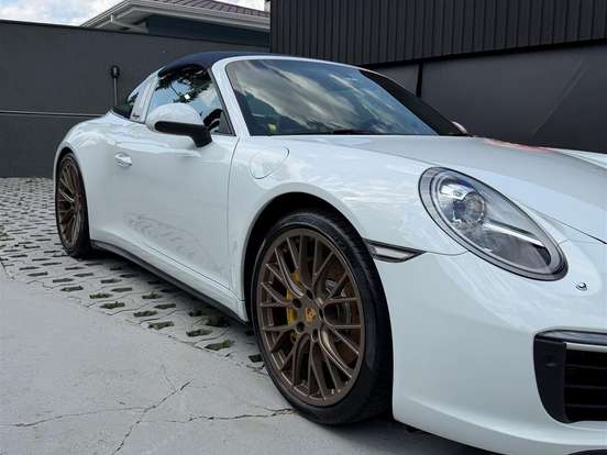 PORSCHE-911-3.0 24V H6 GASOLINA TARGA 4S PDK PORSCHE-911-2017