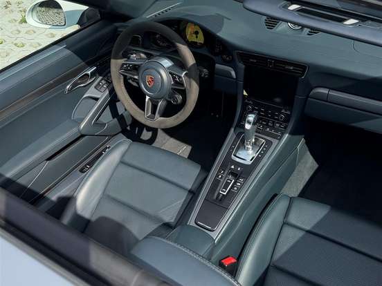 PORSCHE-911-3.0 24V H6 GASOLINA TARGA 4S PDK PORSCHE-911-2017