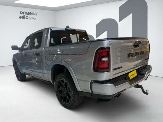 RAM-1500-3.0 HURRICANE 6 BITURBO GASOLINA LARAMIE NIGHT EDITION CD 4X4 AUTOMÁTICO RAM-1500-2025