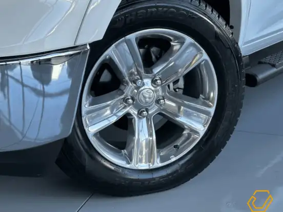 RAM-1500-5.7 V8 GASOLINA LIMITED CD 4X4 AUTOMÁTICO RAM-1500-2023