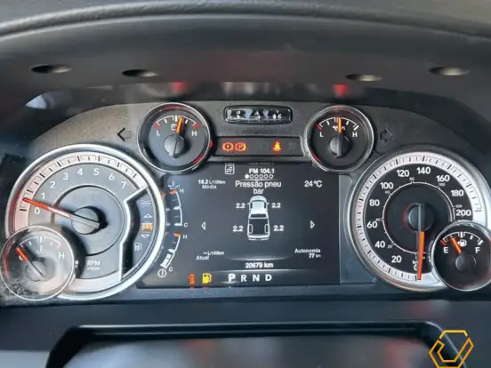 RAM-1500-5.7 V8 GASOLINA LIMITED CD 4X4 AUTOMÁTICO RAM-1500-2023